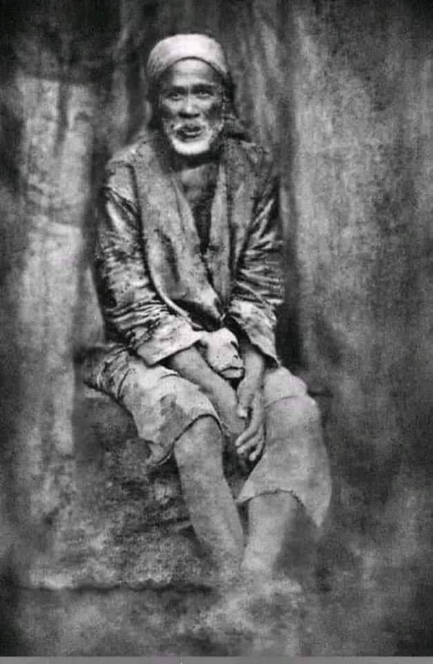 The original pic of Sainath maharaj.